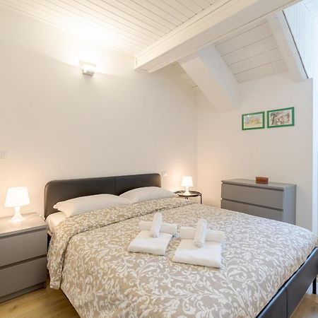 Quadrilatero Romano! Elegant Flat Торино Екстериор снимка
